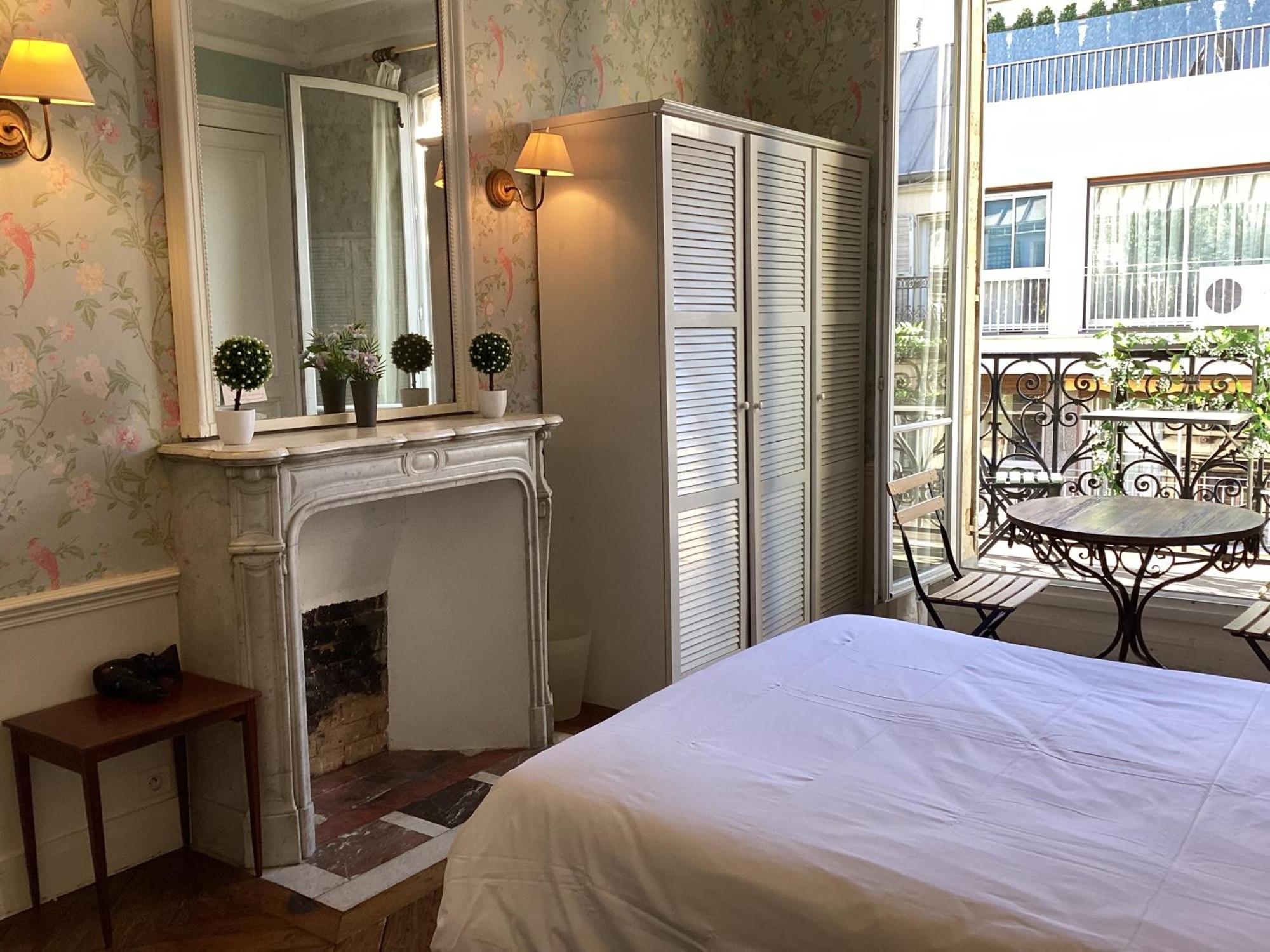 Bed And Breakfast Paris Quartier Champs-Elysees Luaran gambar
