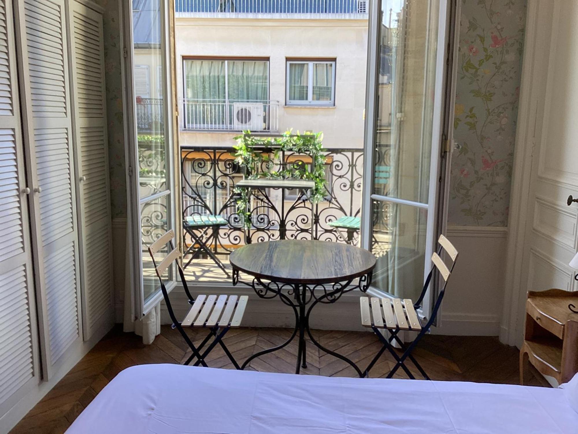 Bed And Breakfast Paris Quartier Champs-Elysees Luaran gambar