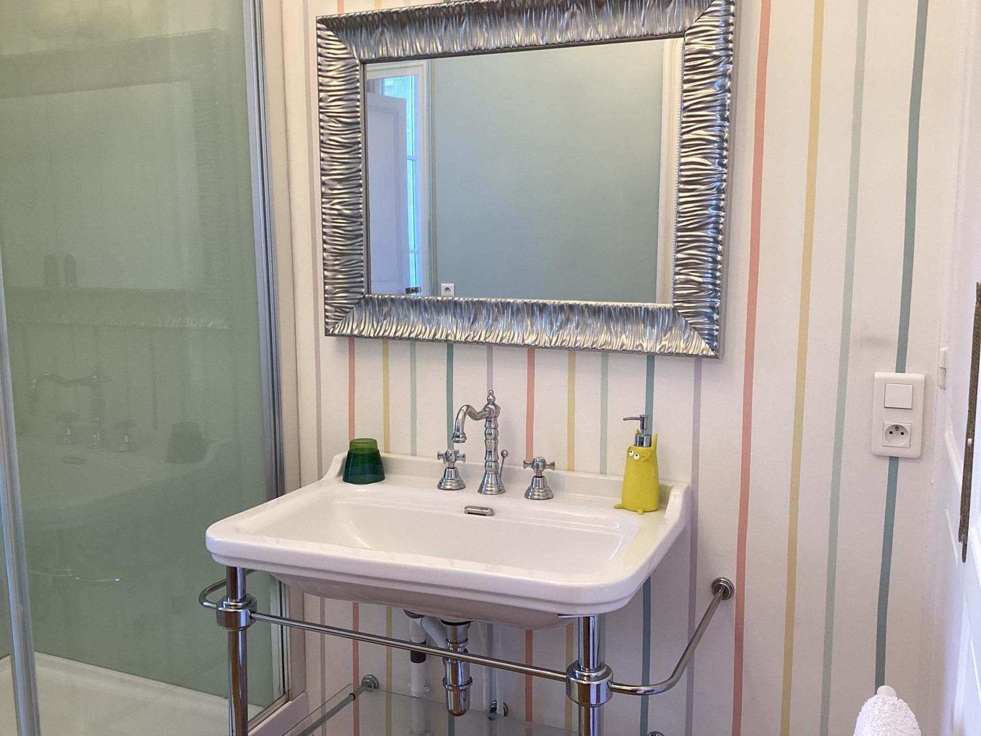 Bed And Breakfast Paris Quartier Champs-Elysees Luaran gambar