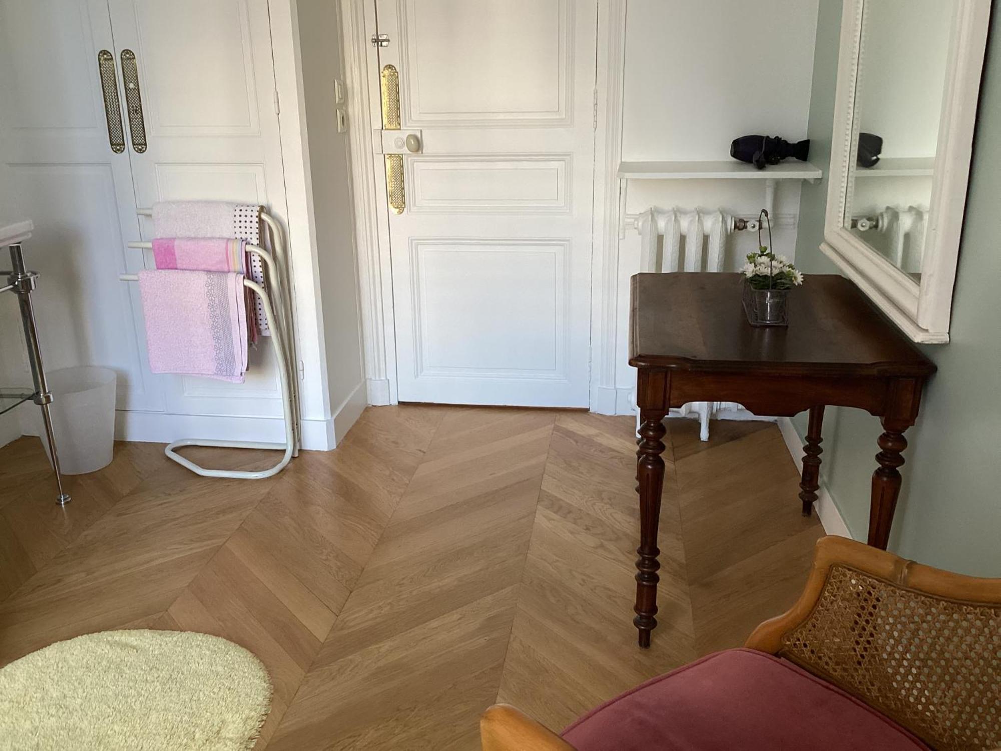 Bed And Breakfast Paris Quartier Champs-Elysees Luaran gambar