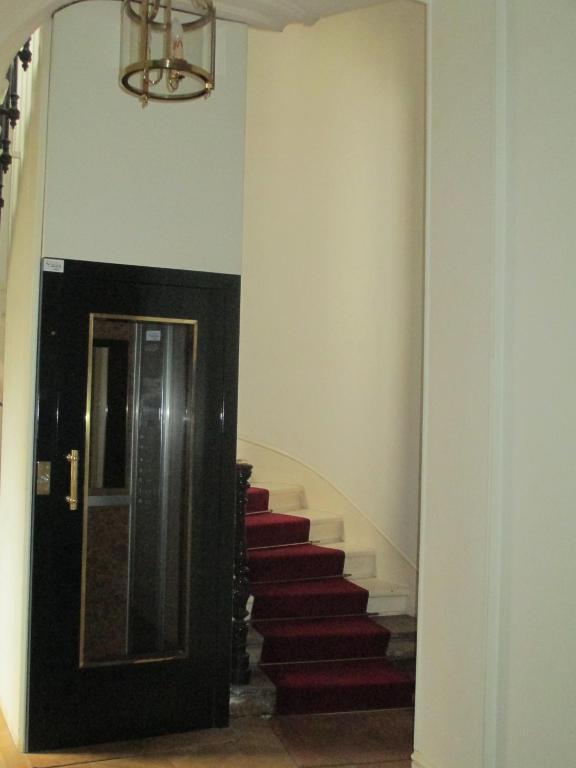 Bed And Breakfast Paris Quartier Champs-Elysees Luaran gambar